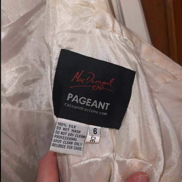 Mac Duggal One Shoulder Sequin Dress - White and Silver - Picture 7 of 7